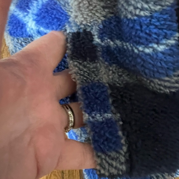 NWT- Architech, Women’s Plaid Fleece Zippered Vest - Picture 2 of 7